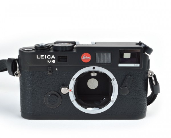 Leica M6 TTL camera body | refurbished incl. 12 months warranty